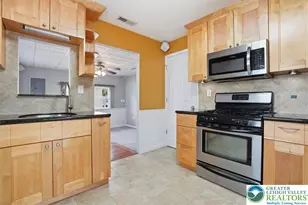 1715 Lansdale Ave, Bethlehem City, PA 18017 - Photo 15