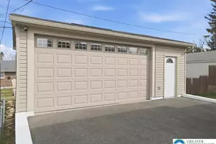 1715 Lansdale Ave, Bethlehem City, PA 18017 - Photo 5