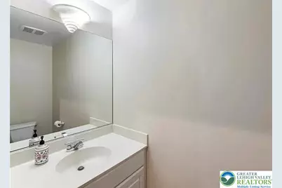 4658 Pinehurst Circle, Upper Saucon Township, PA 18034 - Photo 7