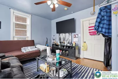 921 Broadway, Fountain Hill Boro, PA 18015 - Photo 15