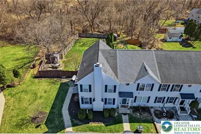 955 Ramblewood Lane, Freemansburg Boro, PA 18017 - Photo 3