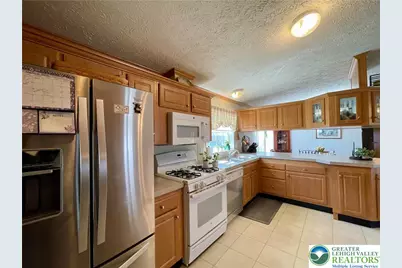 4185 Independence Lane, Lehigh Township, PA 18088 - Photo 25