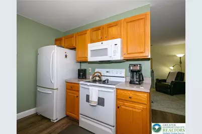 3129 E Church Circle #12, Whitehall Township, PA 18052 - Photo 7