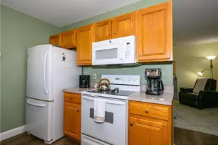 3129 E Church Cir, Whitehall Township, PA 18052 - Photo 7