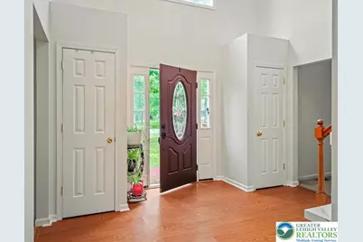 210 Swartsburo Drive, Pike, PA 18371 - Photo 5