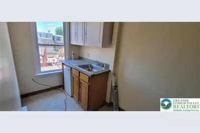 521 N 6th Street #3, Allentown City, PA 18102 - Photo 3
