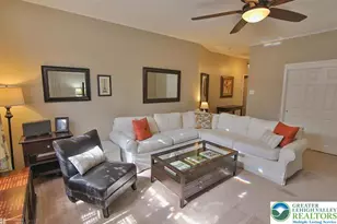 325 8th St, Allentown City, PA 18102 - Photo 3