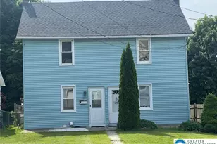 16 E Main St, Pen Argyl, PA 18072 - Photo 1