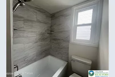 16 E Main Street, Pen Argyl, PA 18072 - Photo 17