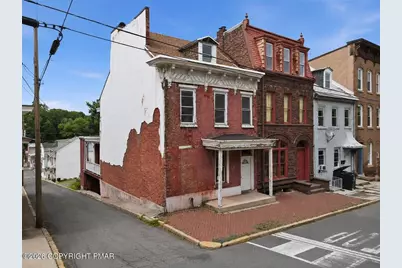 622 Mahantongo Street, Pottsville, PA 17901 - Photo 3
