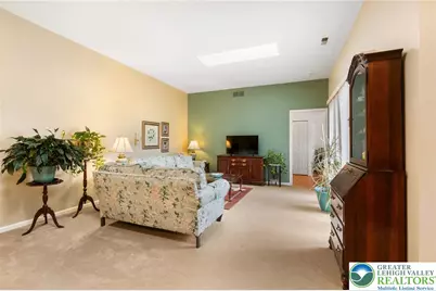 2528 Waynesborough Court, Lower Macungie Township, PA 18062 - Photo 3