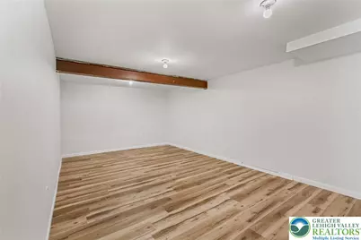 427 Walnut Drive, Lehigh Township, PA 18067 - Photo 15