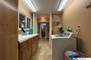 1048 N 27th St, Allentown City, PA 18104 - Photo 61