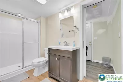 2740 Stonewood Drive, Hanover Twp, PA 18017 - Photo 25