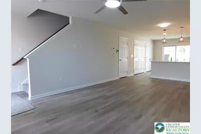 326 E Frankford Street, Bethlehem, PA 18018 - Photo 3