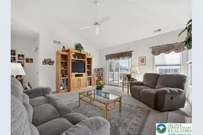 19 Glenmoor Circle, Easton, PA 18045 - Photo 13