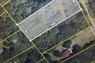 1978 Lindbergh Cir, Penn Forrest, PA 18210 - Photo 3