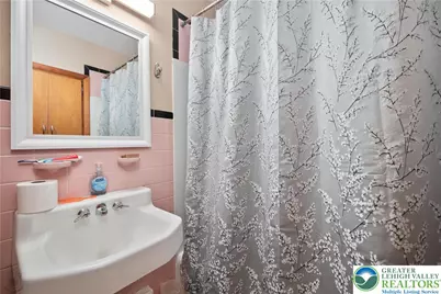 2401 Birch Street, Wilson, PA 18042 - Photo 29