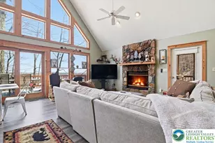 111 High Mountain Ln, Coolbaugh Twp, PA 18347 - Photo 7