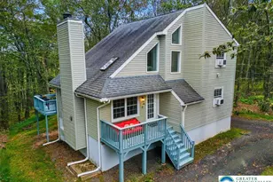 1489 Belgravia Dr, Tobyhanna, PA 18466 - Photo 1