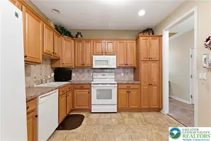 16 Kent Ln, Palmer Twp, PA 18045 - Photo 7