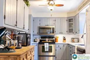 5966 Sullivan Trail, Plainfield Township, PA 18064 - Photo 9