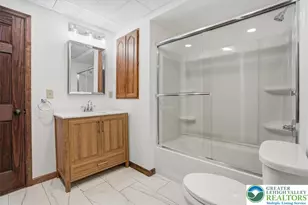 340 Bear Creek Lake Dr, Penn Forrest, PA 18229 - Photo 37