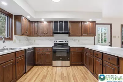 340 Bear Creek Lake Drive, Penn Forrest, PA 18229 - Photo 11