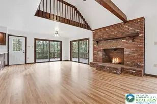 340 Bear Creek Lake Dr, Penn Forrest, PA 18229 - Photo 5