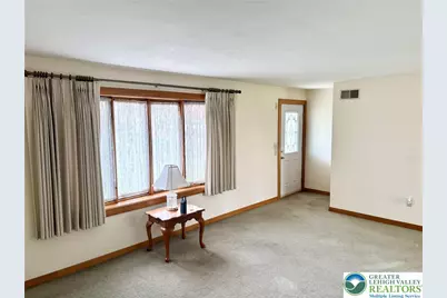 3865 Rosewood Lane, Whitehall Township, PA 18052 - Photo 5