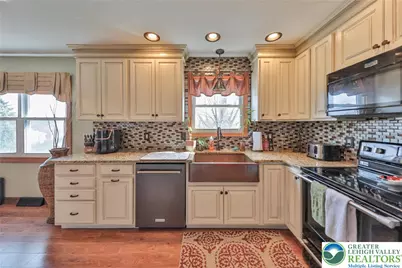 1863 Latta Street, South Whitehall Township, PA 18104 - Photo 15