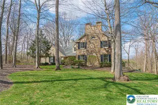 6145 Woodledge Dr, Upper Macungie Township, PA 18069 - Photo 3