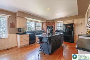 6145 Woodledge Dr, Upper Macungie Township, PA 18069 - Photo 19