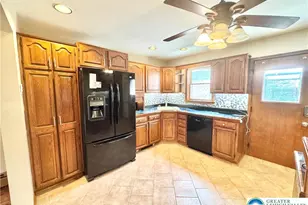 1123 Russell Ave, Fountain Hill Boro, PA 18015 - Photo 9