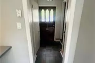 4208 Windsor Dr, South Whitehall Township, PA 18104 - Photo 9