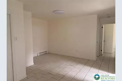 1818 W Livingston Street #1st floor, Allentown City, PA 18104 - Photo 5