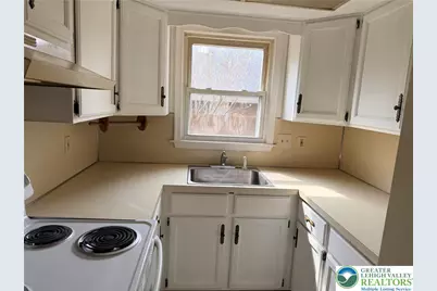 1818 W Livingston Street #1st floor, Allentown City, PA 18104 - Photo 7