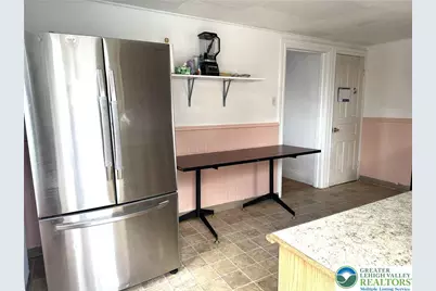 655 Hess Street, Bethlehem City, PA 18015 - Photo 9