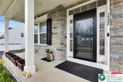 1526 Jays Run, Upper Macungie Township, PA 18051 - Photo 17