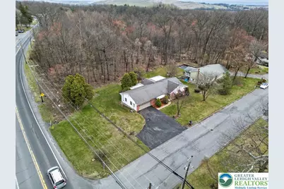811 Hawthorne Lane, Plainfield Township, PA 18072 - Photo 9