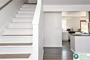 742 Walnut St, Emmaus Boro, PA 18049 - Photo 3