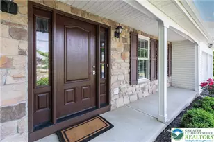 4634 Ashley Ln, Hanover Twp, PA 18017 - Photo 5