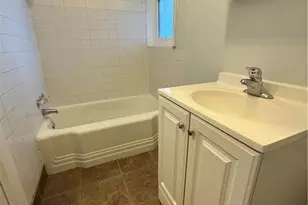 31 N 12th St, Allentown City, PA 18101 - Photo 7