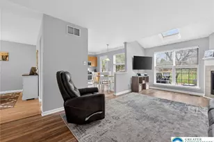 545 Wild Mint Ln, Upper Macungie Township, PA 18104 - Photo 5