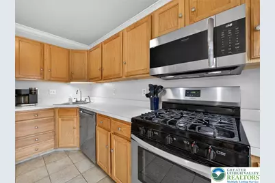 545 Wild Mint Lane, Upper Macungie Township, PA 18104 - Photo 9