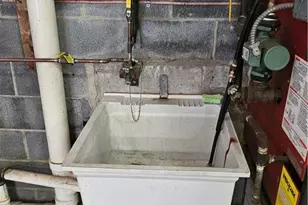 2312 4th St, Wilson, PA 18042 - Photo 43