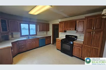 2312 4th Street, Wilson, PA 18042 - Photo 15