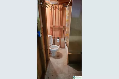 2312 4th Street, Wilson, PA 18042 - Photo 45