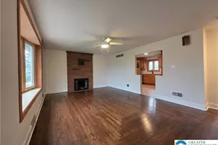 1645 Mark Twain Cir, Hanover Twp, PA 18017 - Photo 9