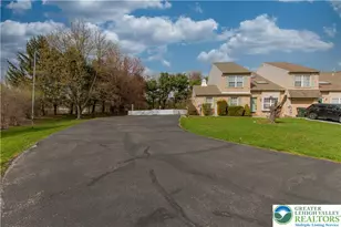 553 Wild Mint Ln, Upper Macungie Township, PA 18104 - Photo 9